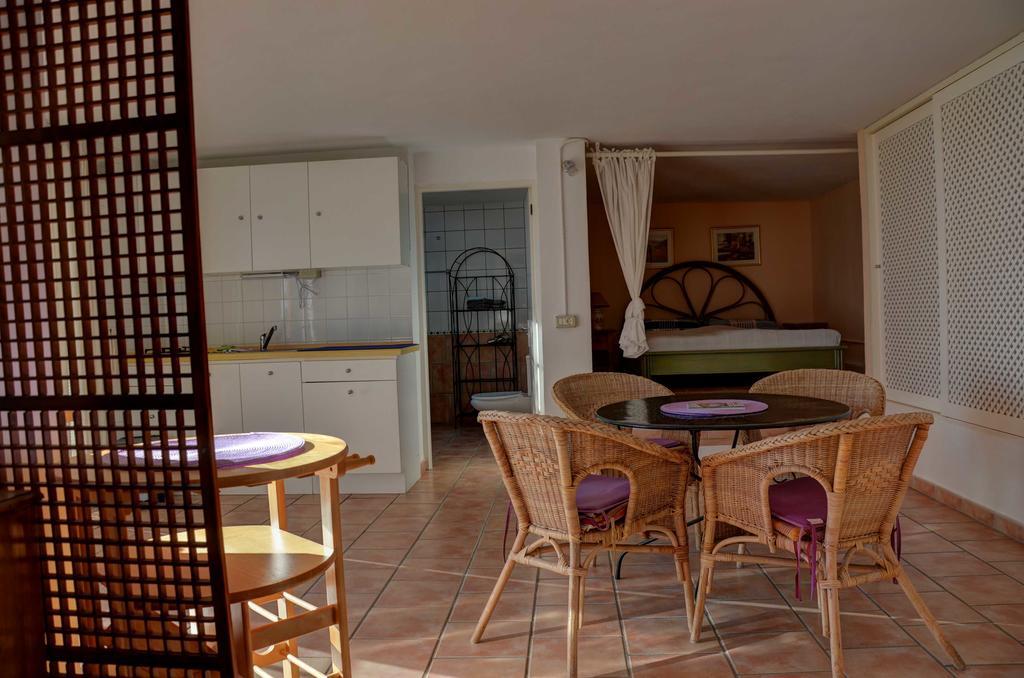 Finca La Tosca Guia de Isora  Bilik gambar