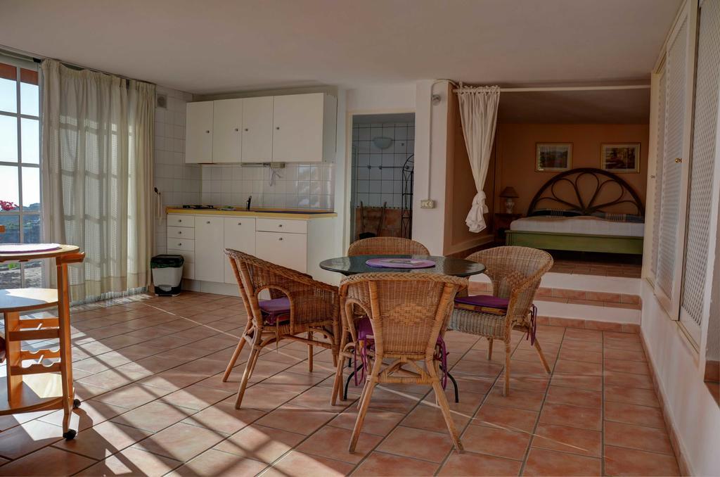 Finca La Tosca Guia de Isora  Bilik gambar